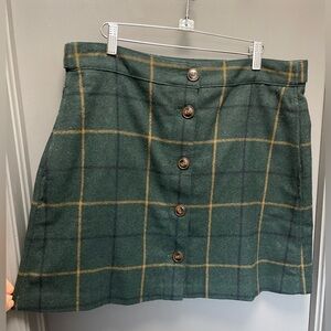 Green plaid mini skirt